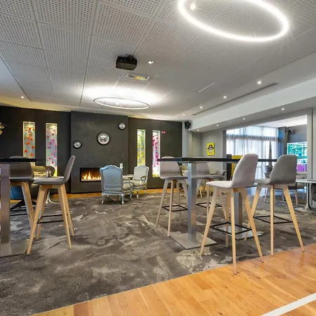 Hotel Pullman Toulouse Airport 4*