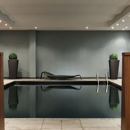 ホテル Pullman Toulouse 4*