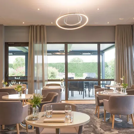 ホテル Pullman Toulouse 4*