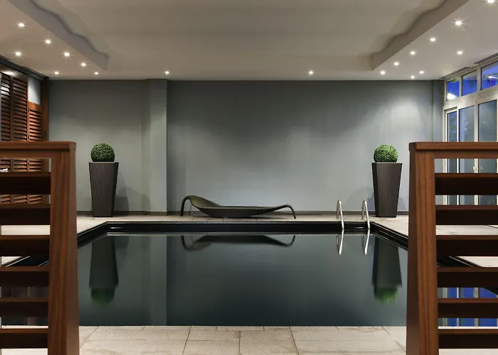 Otel Pullman Toulouse 4*